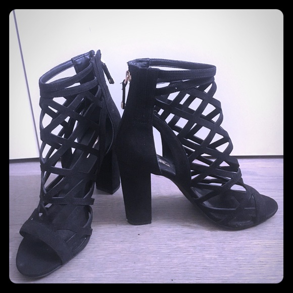 Guess Black Lace Up Heeled Ankle Boots Chunky Block Heel Size 10 Going Out - Picture 1 of 4